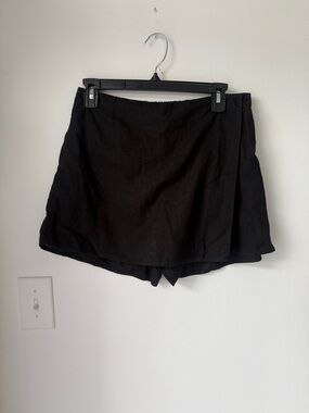 Old Navy Black Wrap-Front Skort